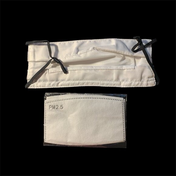 Womens Pink Reusable & Washable Face Mask Heart Pattern Designed With 2 Filters - Picture 2 of 2